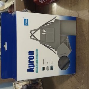 Cooking apron with oven mitts